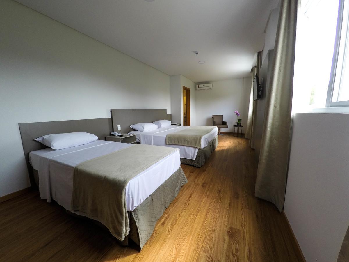 Tri Hotel Sao Joao Batista Exteriör bild